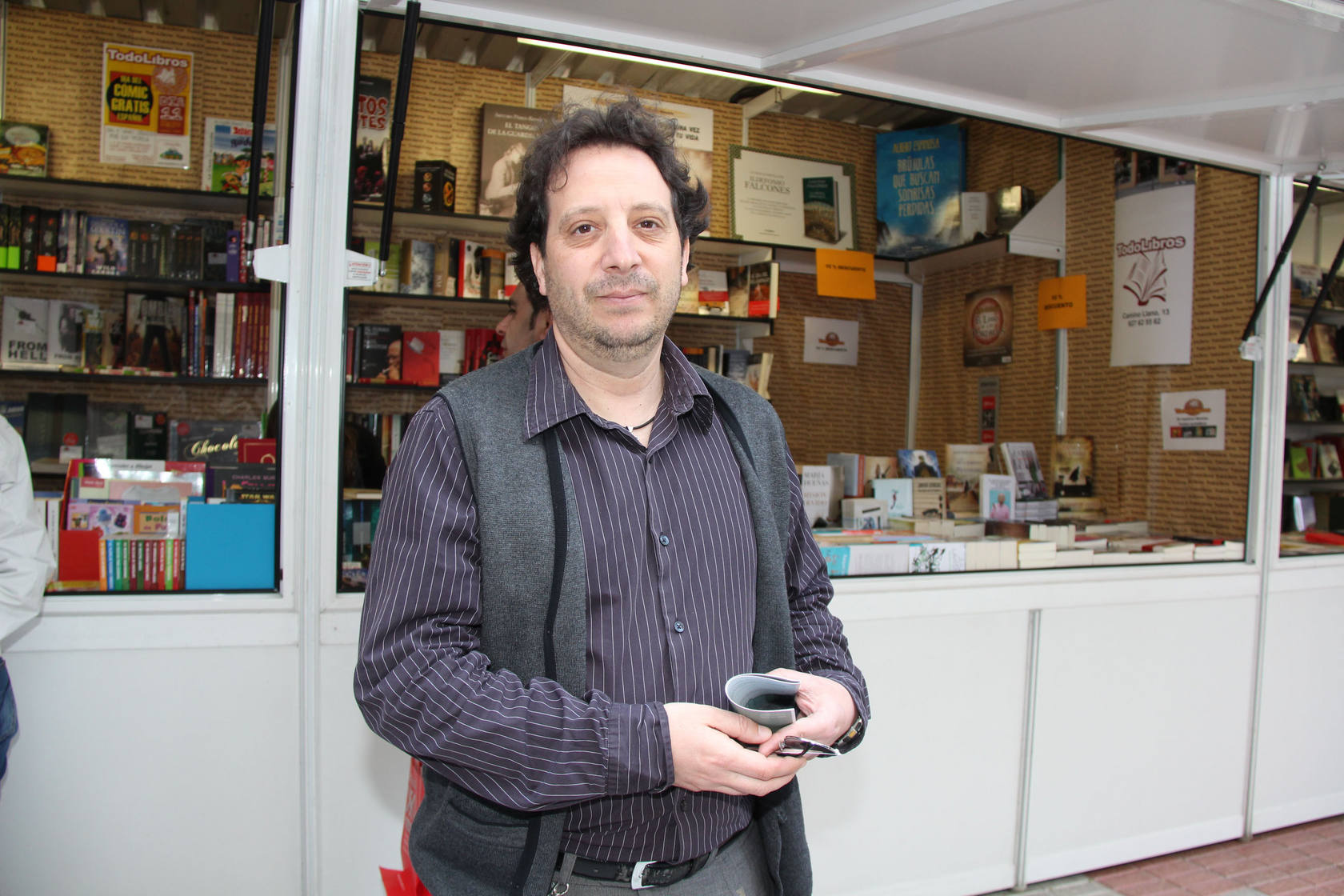 El buen tiempo acompaña la apertura de la Feria del Libro de Cáceres